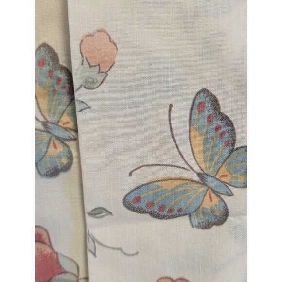 Vintage Springs Industries Floral Pillowcases With Roses & Butterflies 70% Polye - Picture 2 of 4